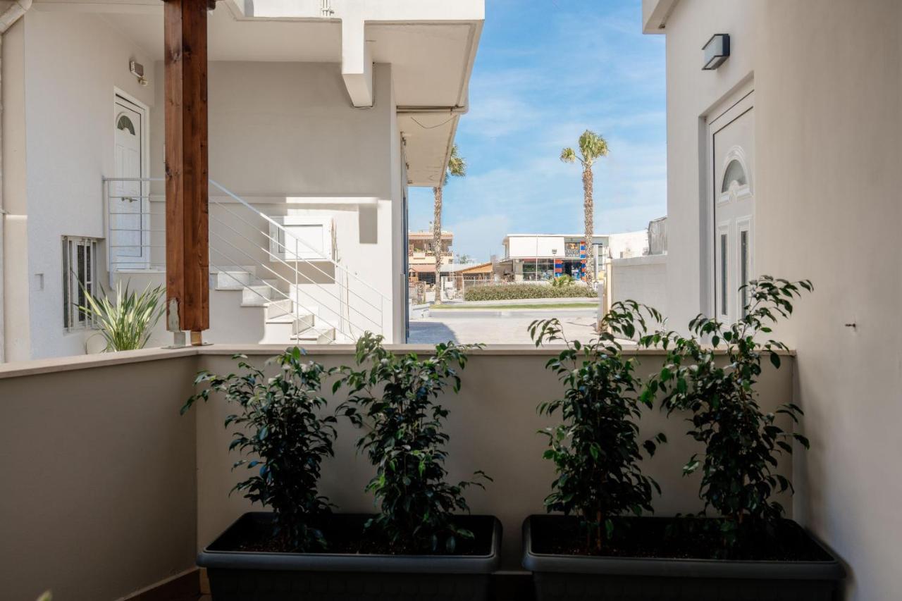 Vinnies Homes Iraklion Buitenkant foto